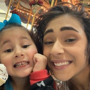 Meet your Posher, Marisol